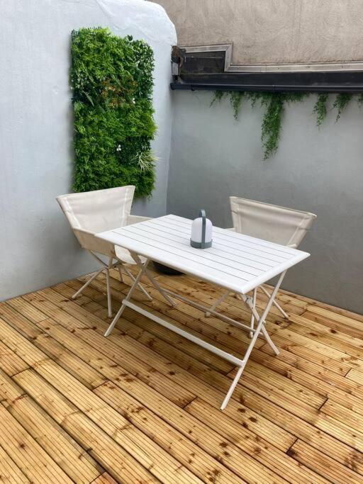 Appartement Centre Ville Quimper Avec Terrasse Luaran gambar